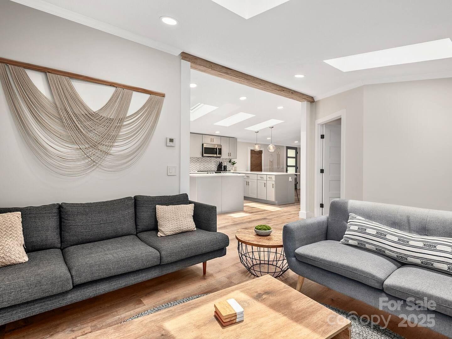 2 Shady Oak Lane