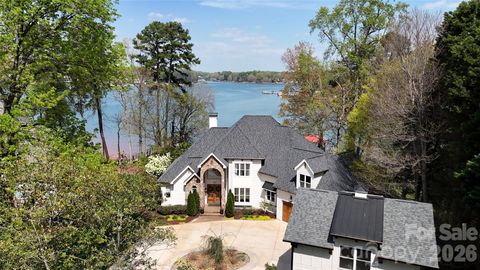 Photo of 182 Malibu Road, Mooresville, NC 28117 (MLS # 4358550)