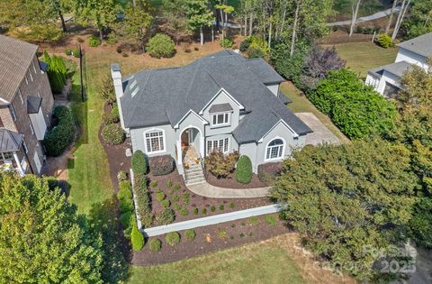 Photo of 17608 River Ford Drive, Davidson, NC 28036 (MLS # 4312437)