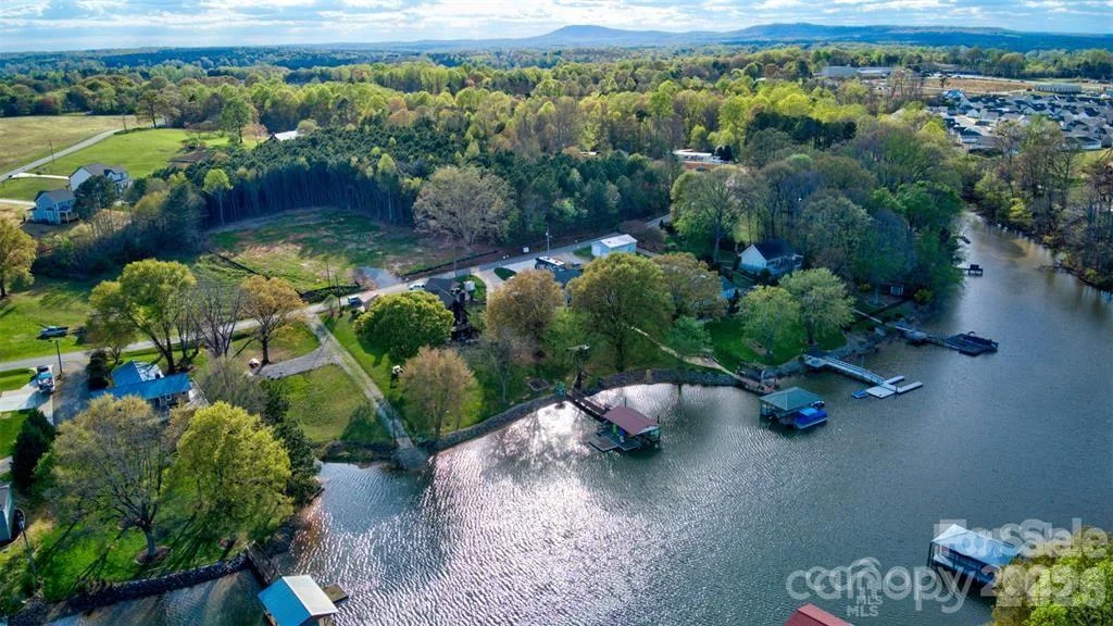 4279 Candlewood Drive, Sherrills Ford, NC, 28673