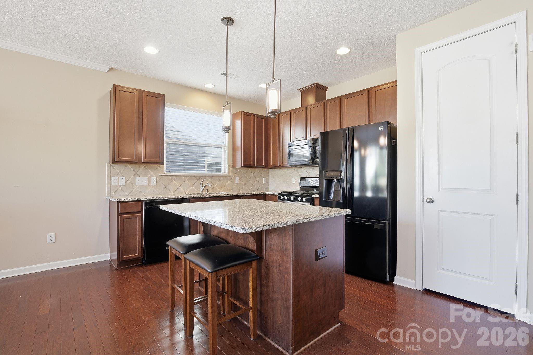 4318 Connestee Court