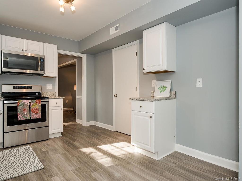 Wood Hollow - Residential