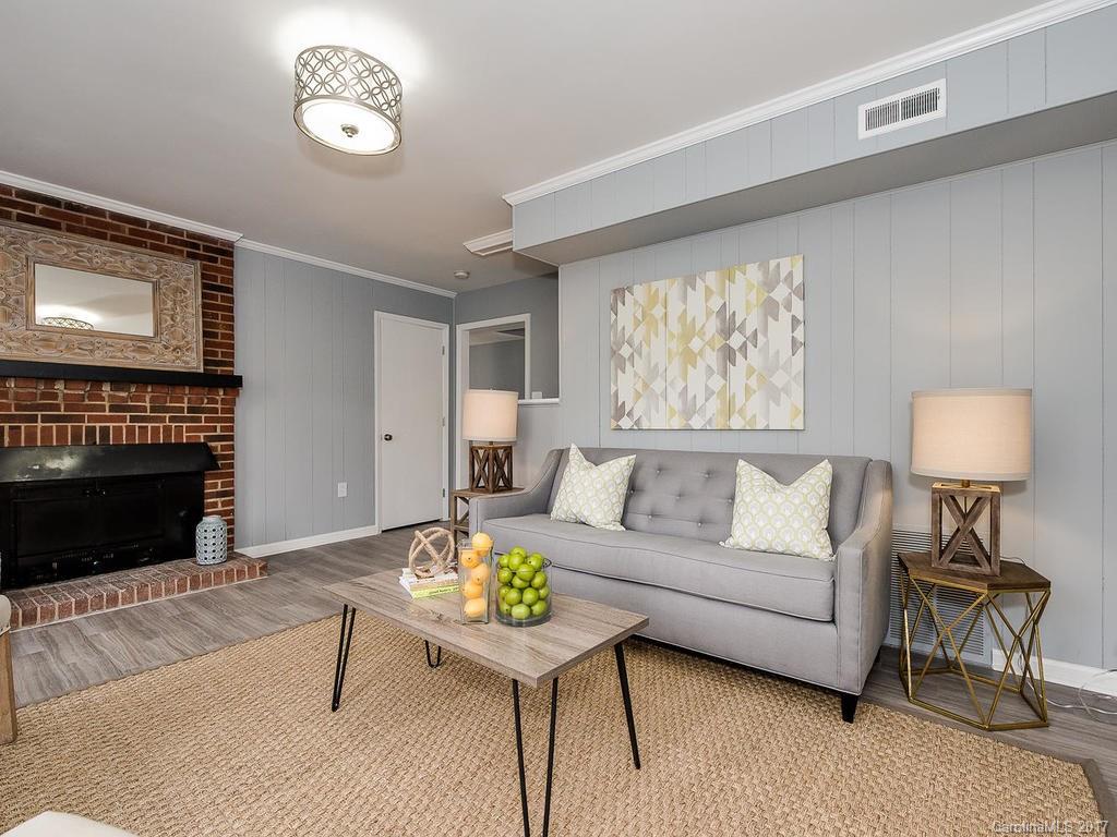 Wood Hollow - Residential