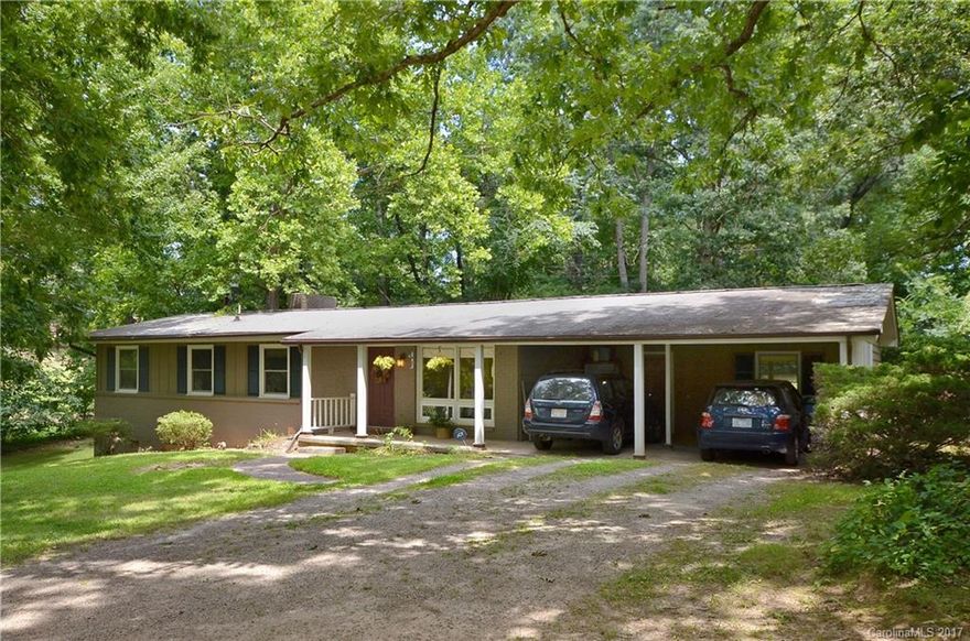 Prime lot in desirable Beverly Hills-.59 acres surrounded by the golf course on 3 sides!!! This 3bed/2bath (possible 4th bedroom) well maintained ranch-HVAC converted to heat pump in 2015. This home offers multiple possiblilities, 2 car carport easily converted to garage, bonus room could be office/fourth bedroom. Be close to shopping, schools, and 5 minutes to downtown!!!