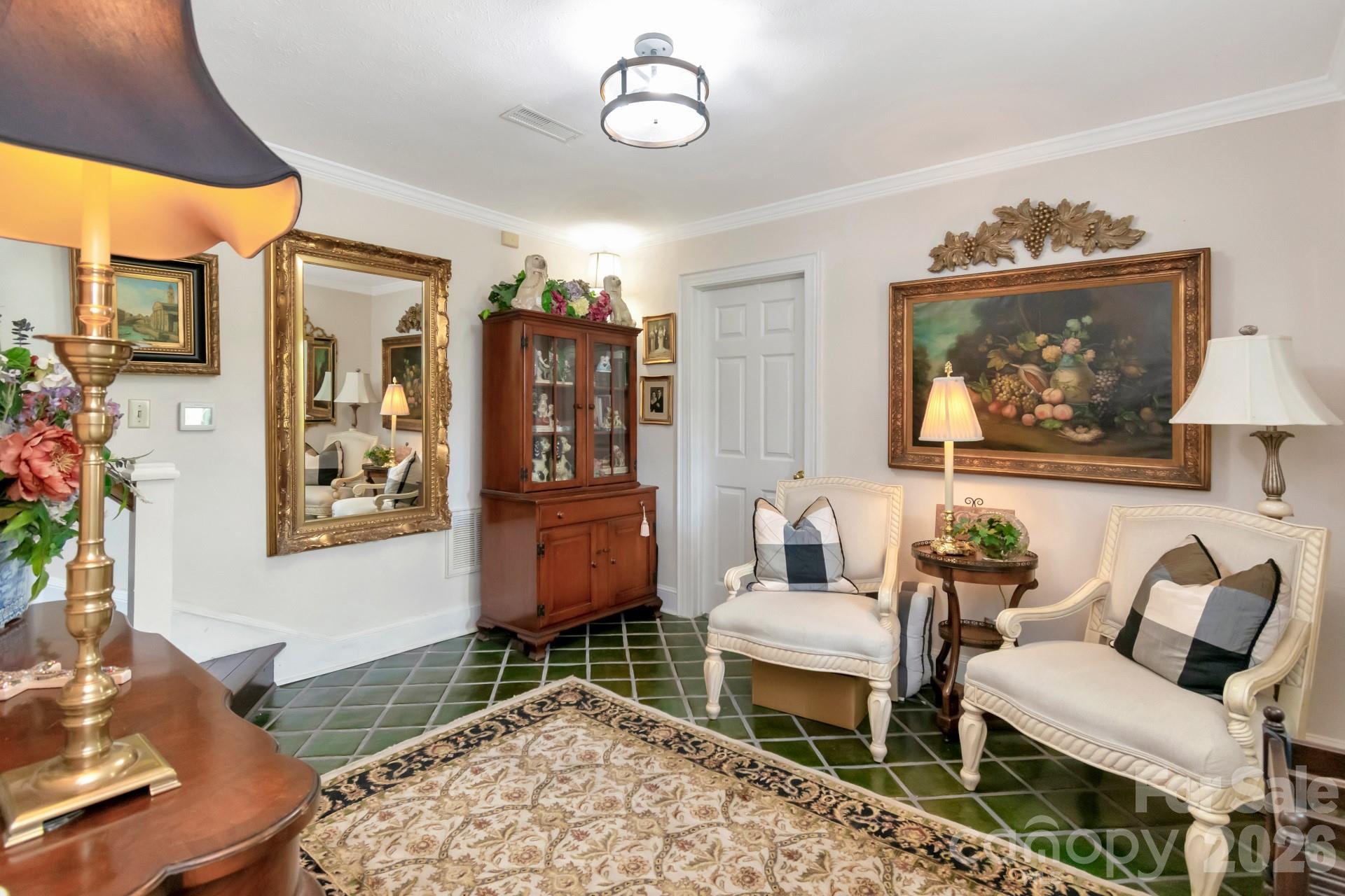 Country Club Estates - Residential