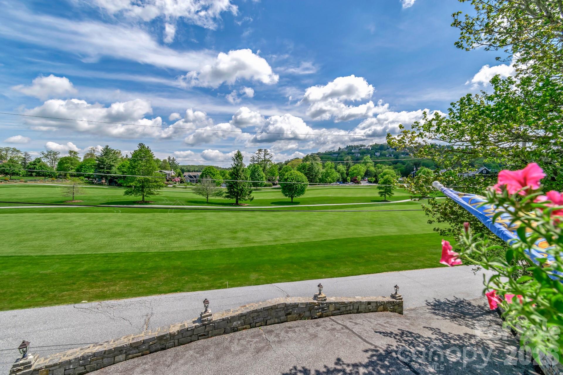 Country Club Estates - Residential
