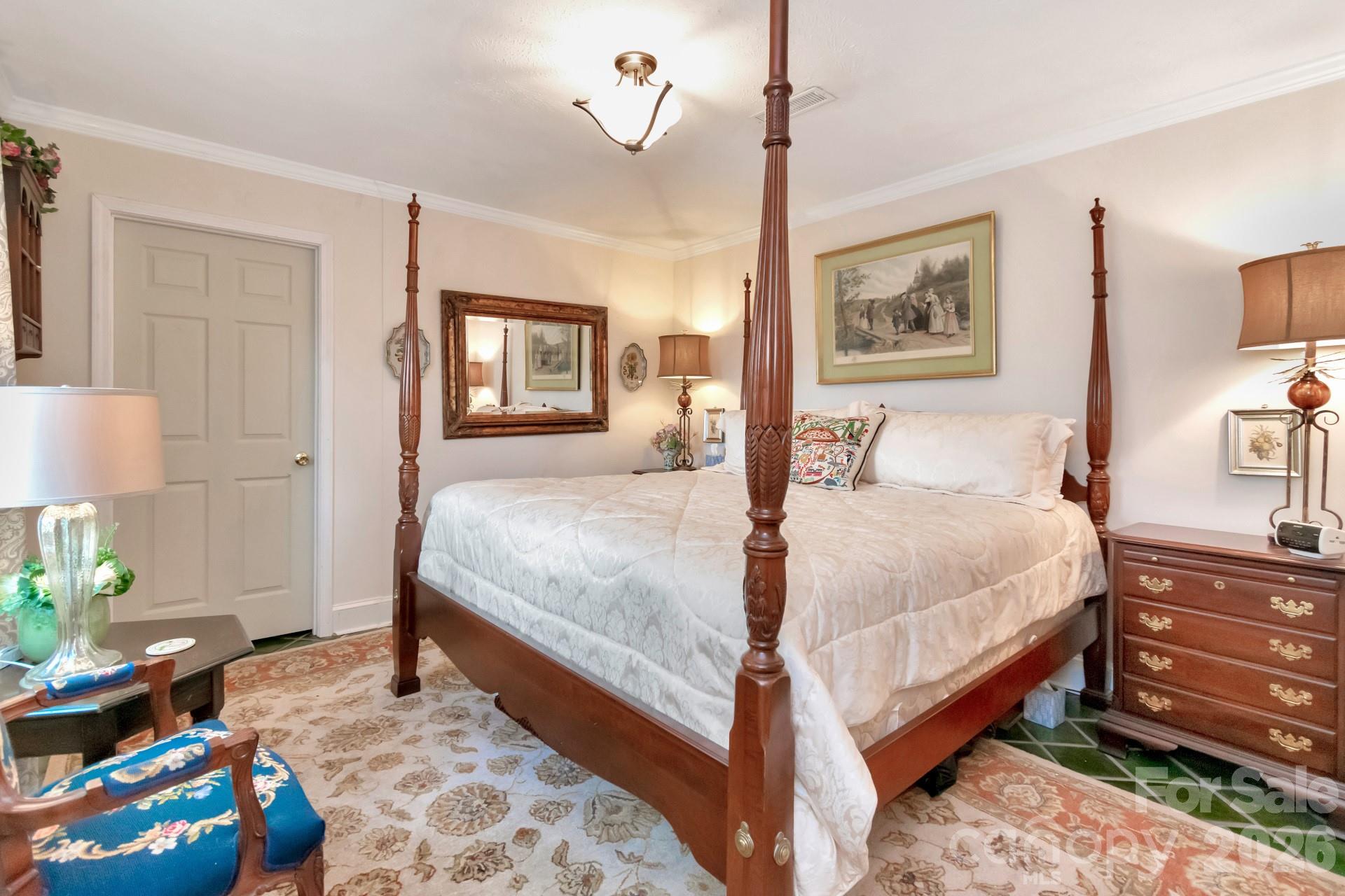 Country Club Estates - Residential