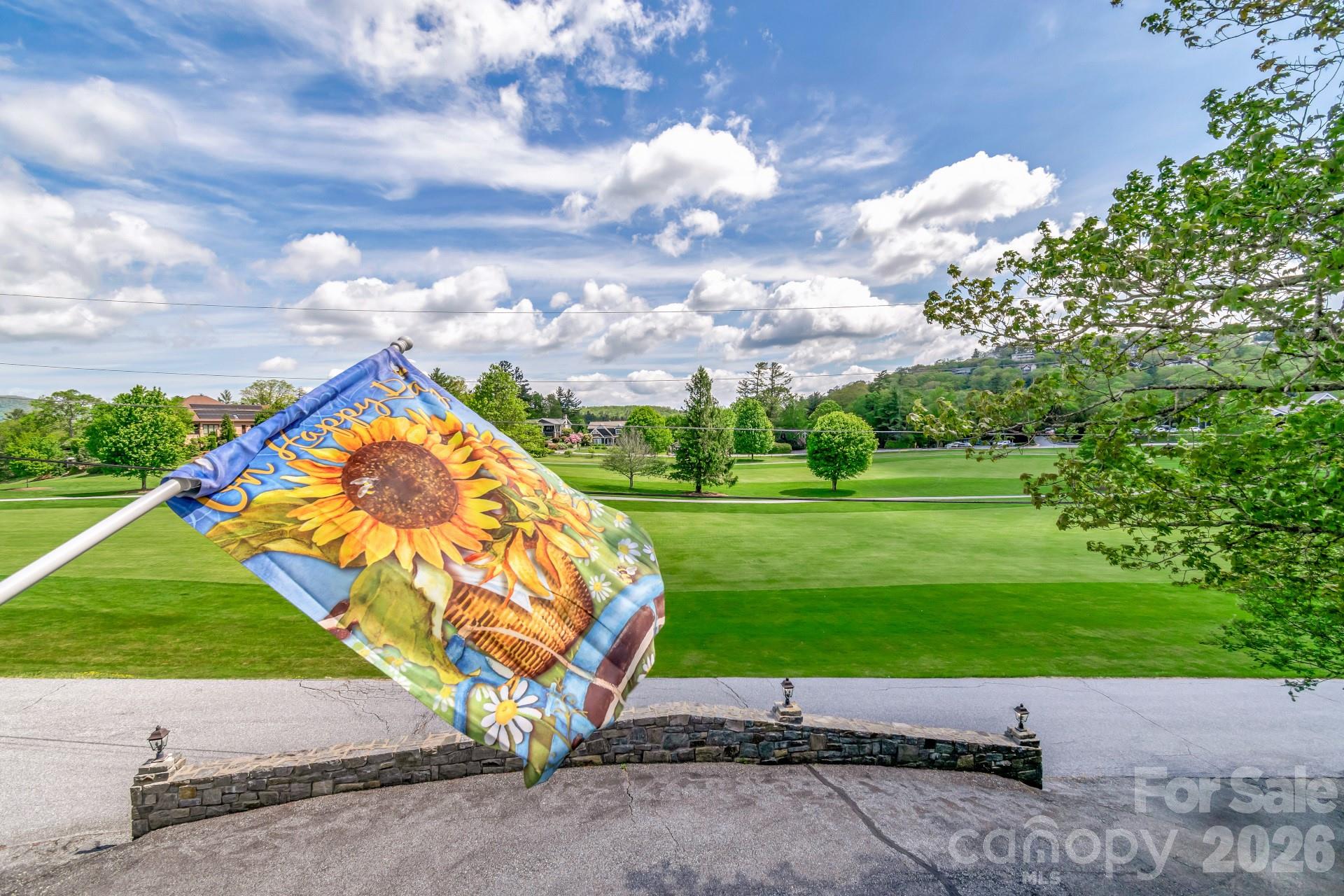 Country Club Estates - Residential