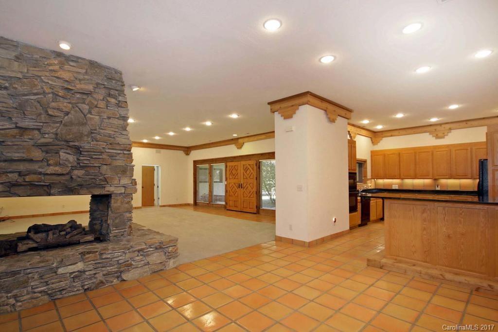 Shady Cove - Residential