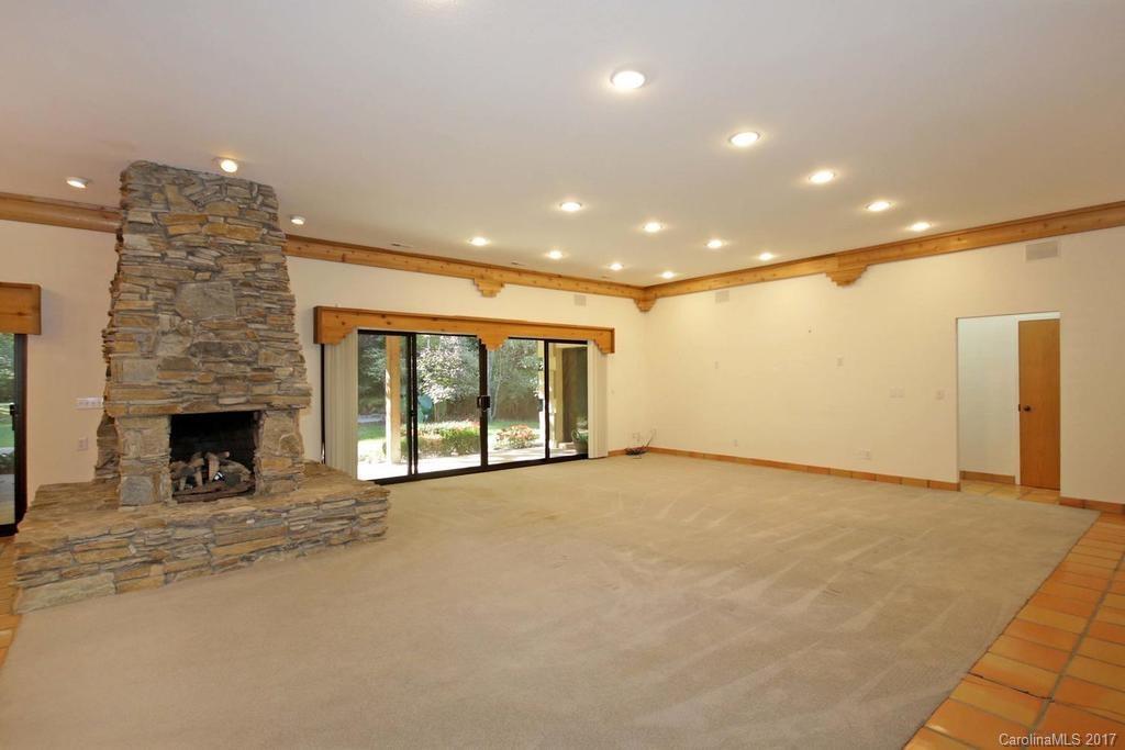 Shady Cove - Residential