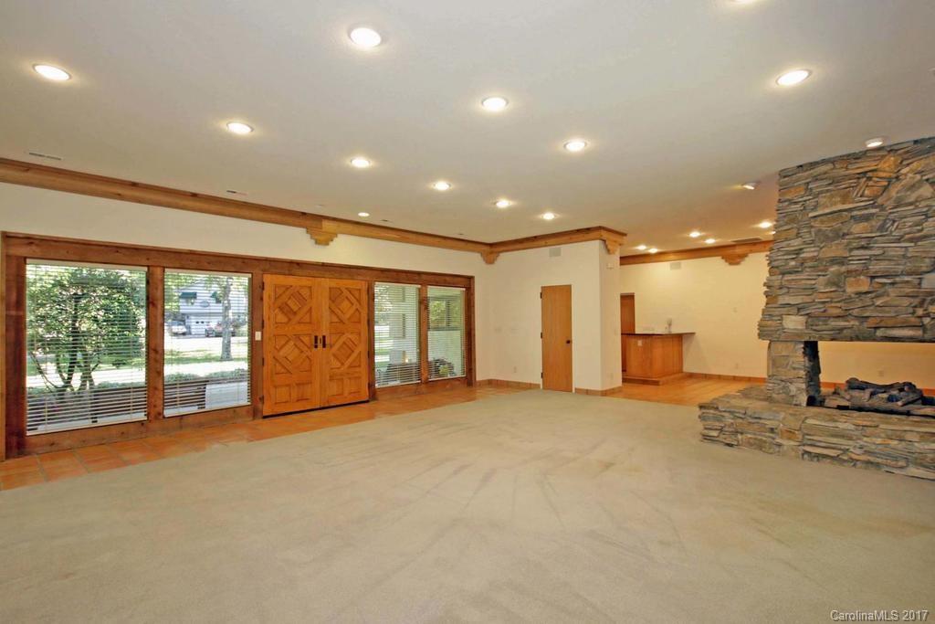 Shady Cove - Residential