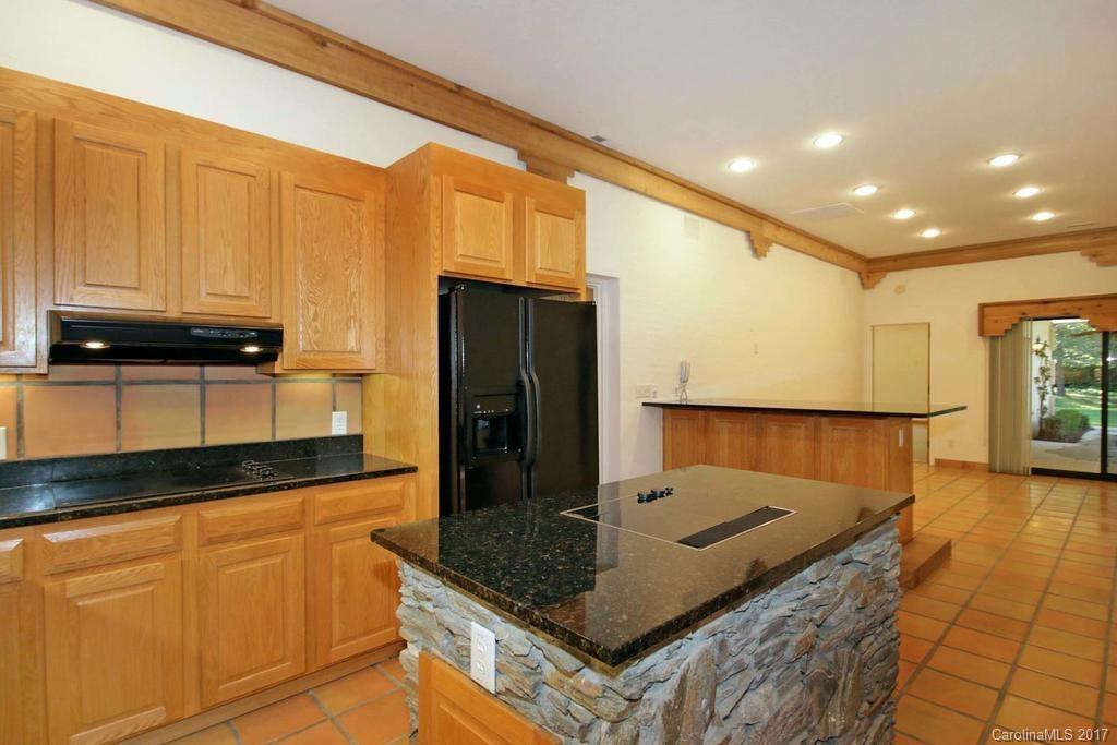 Shady Cove - Residential