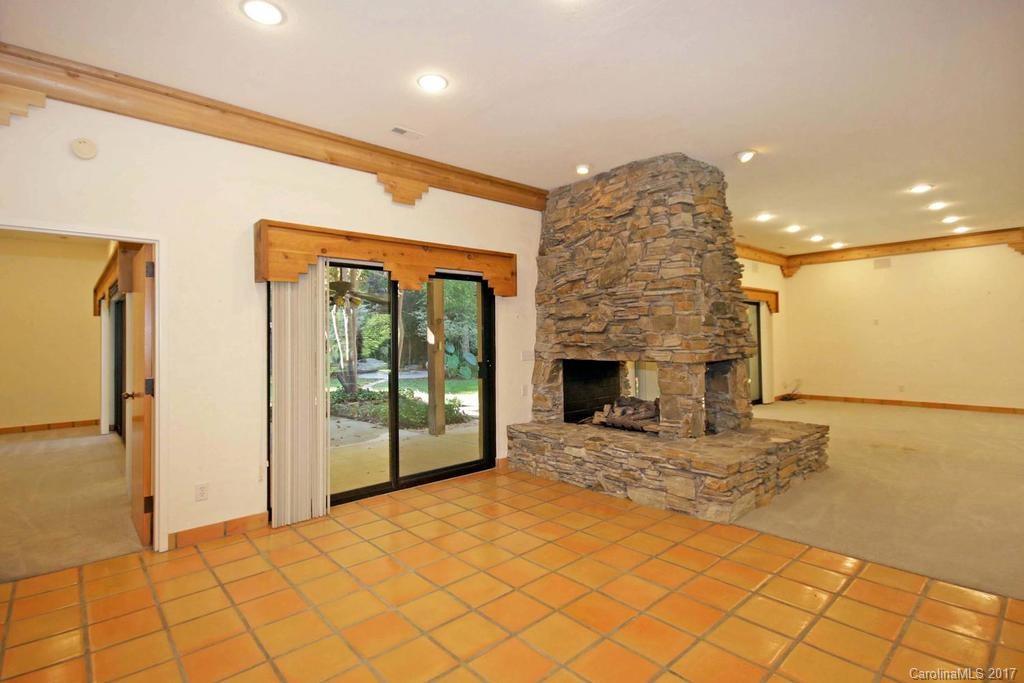 Shady Cove - Residential