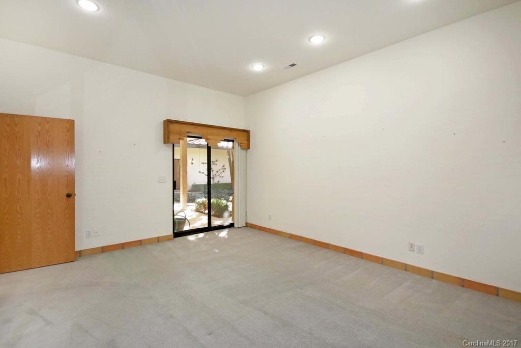 Shady Cove - Residential