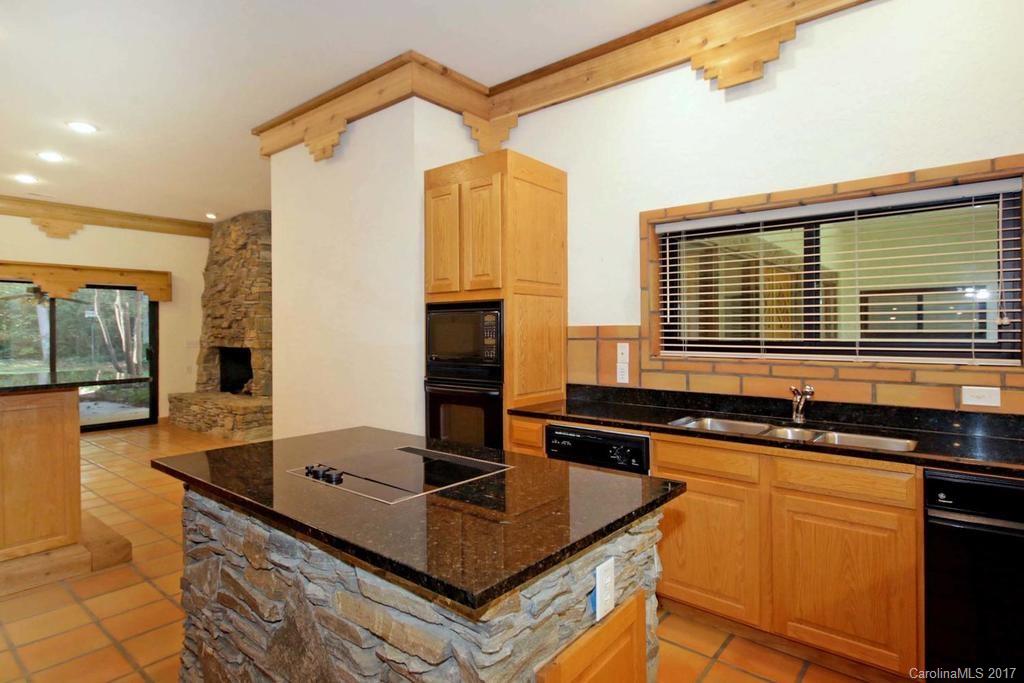 Shady Cove - Residential