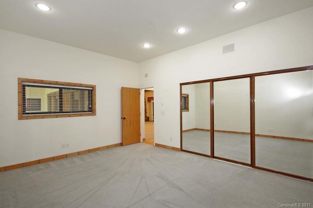 Shady Cove - Residential