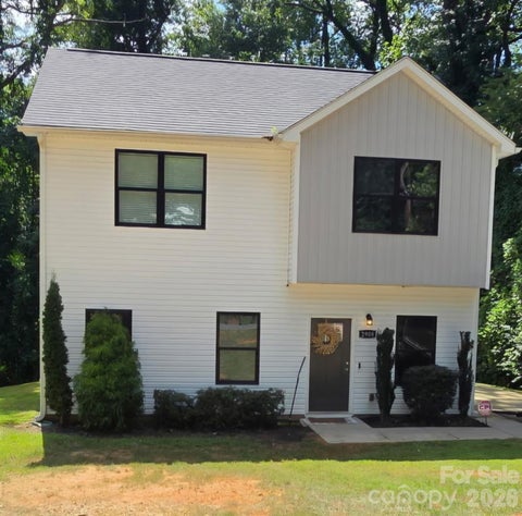 Photo of 2908 Burgess Drive, Charlotte, NC 28208 (MLS # 4422453)