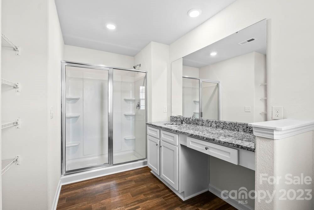 Knights Bridge - Residential