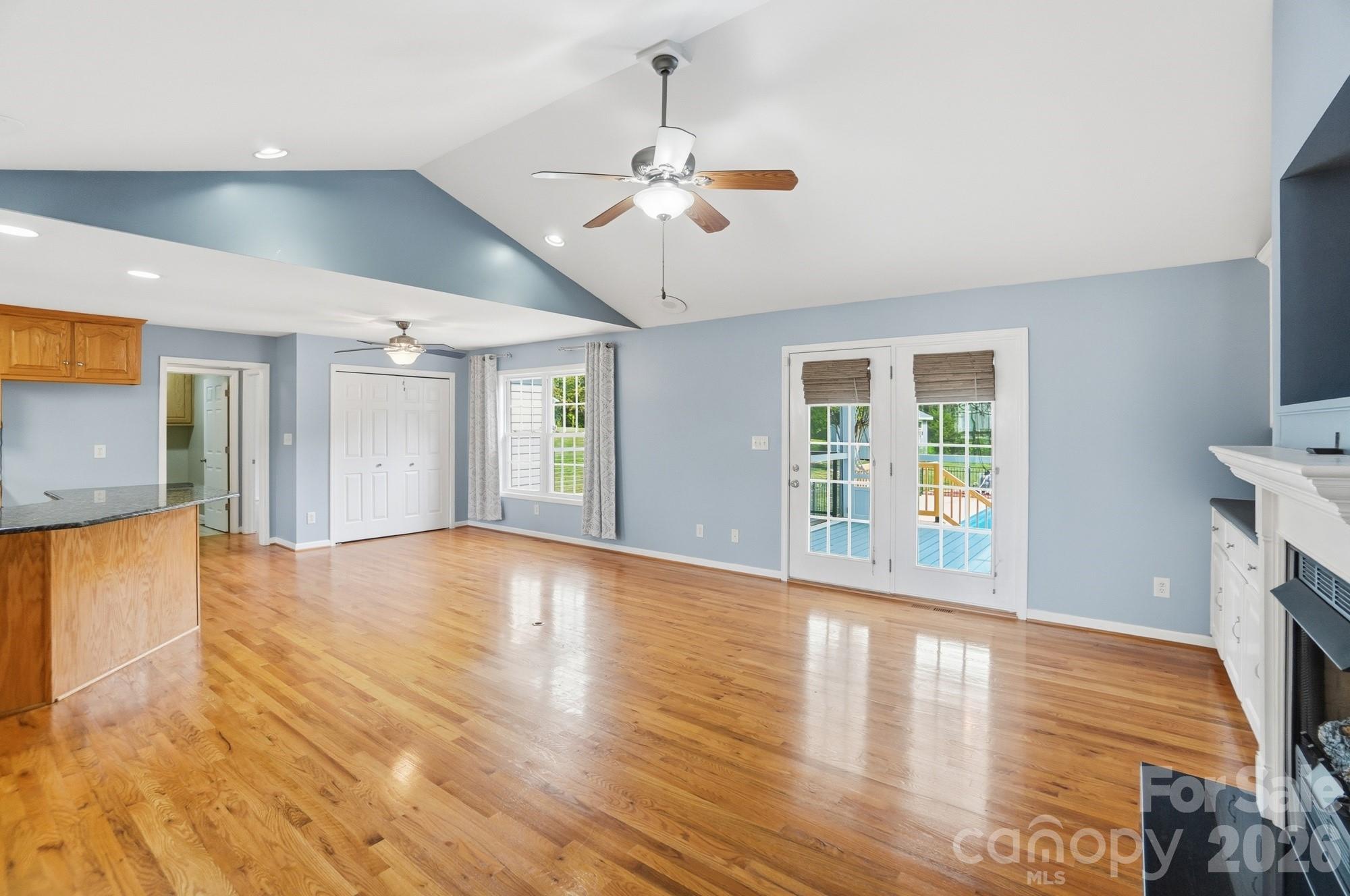 Reynolds Estate - Residential