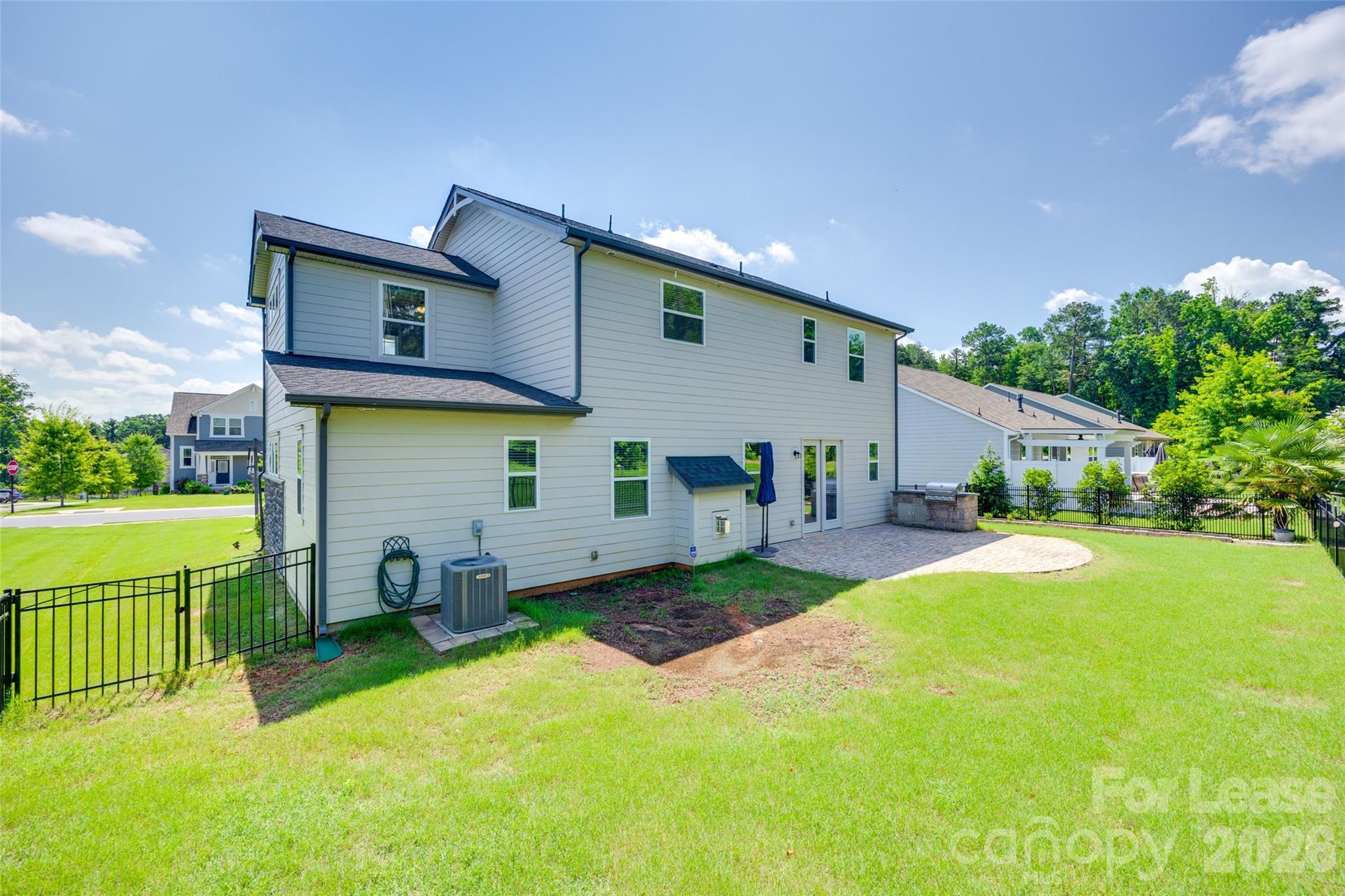 Lake Crest - Residential Lease