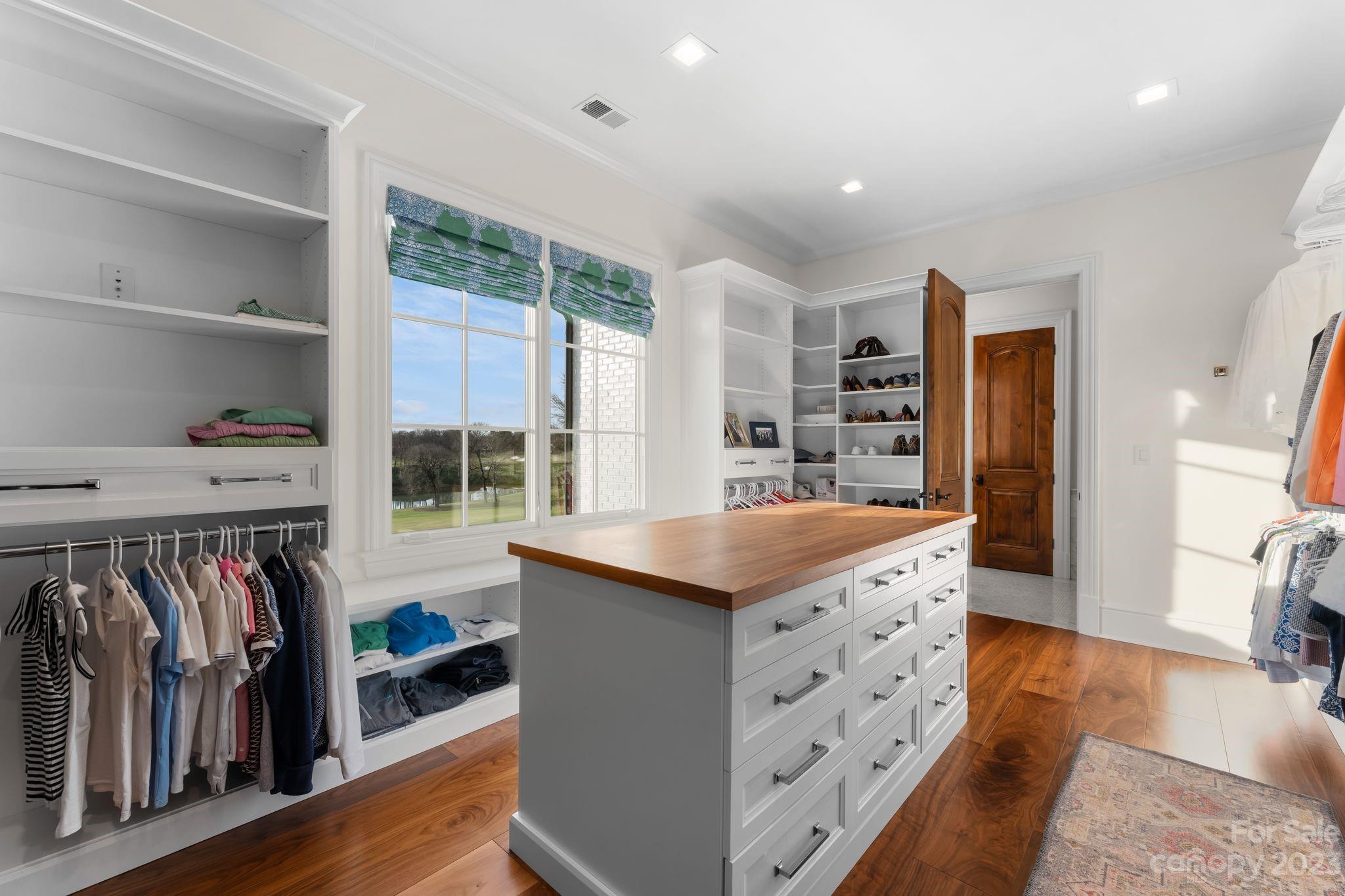 Quail Hollow - Residential