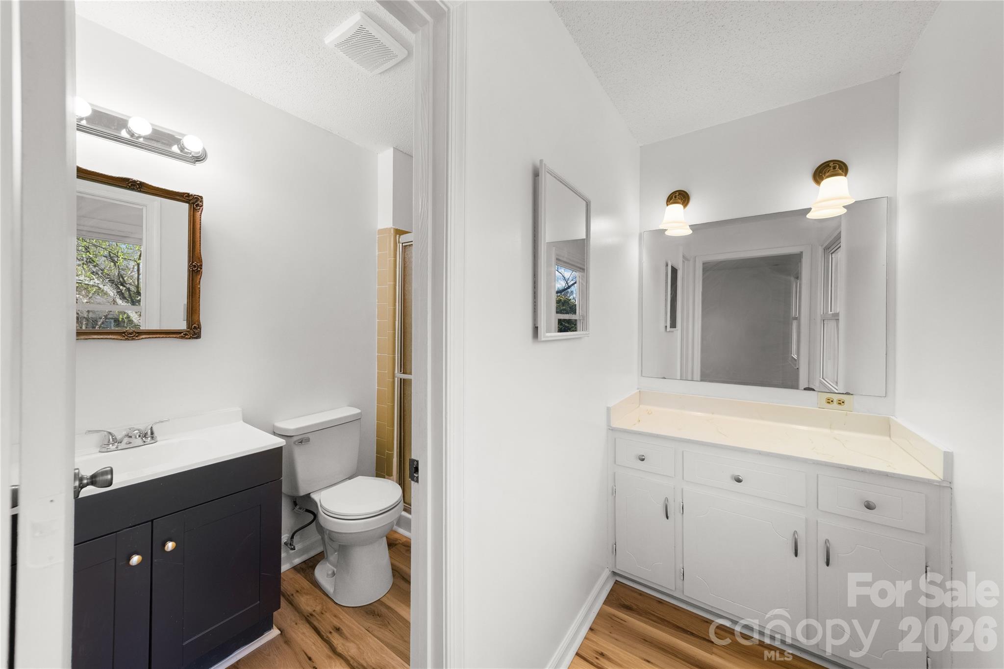 Wood Hollow - Residential