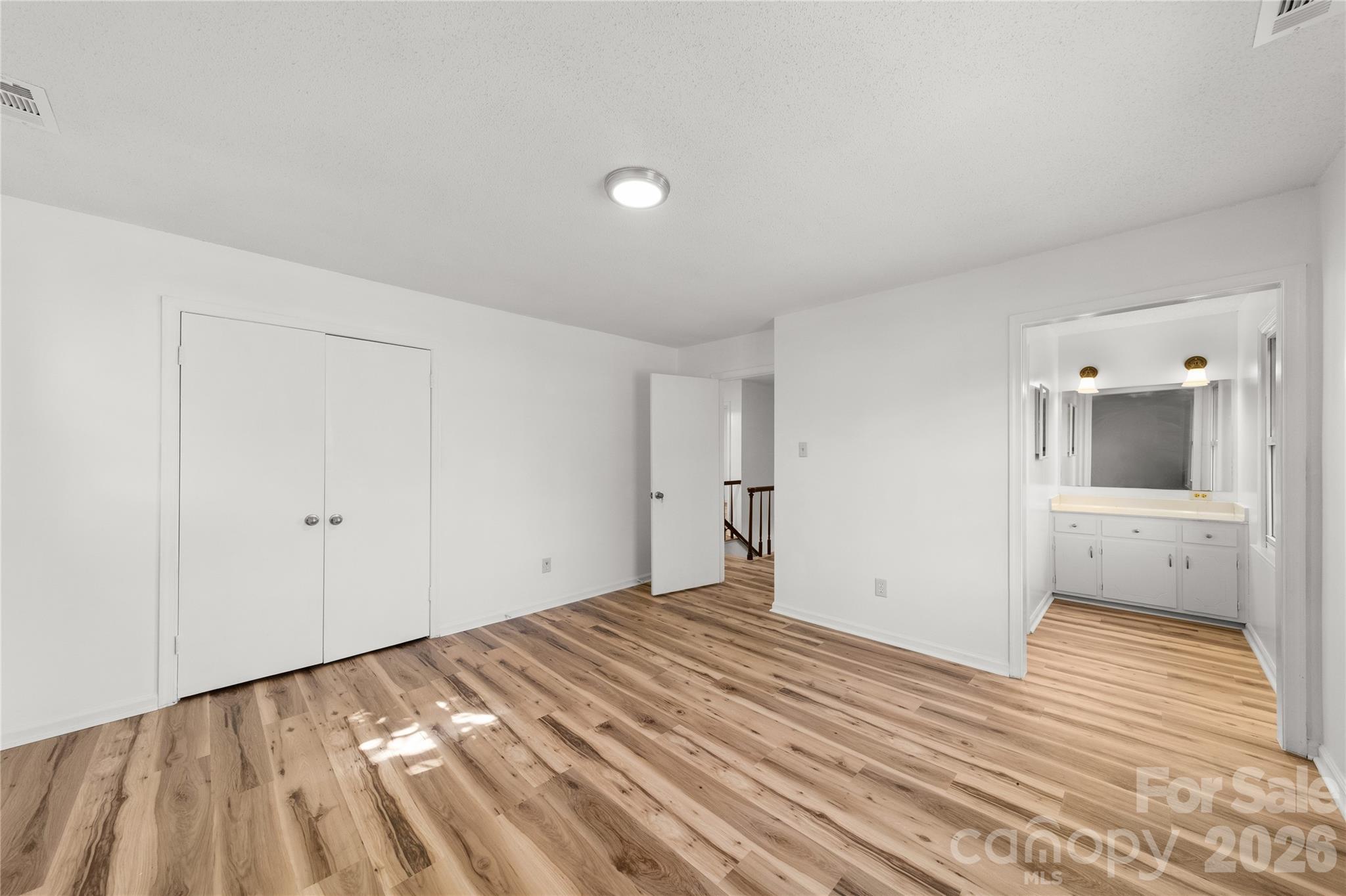 Wood Hollow - Residential