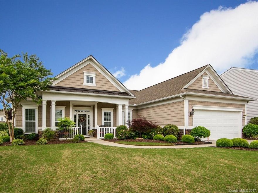 A very special Bluffton Cottage!  Hardwoods everywhere. The kitchen is a cook's delight. Granite countertops, gas cooktop, custom cabinets with pull-outs and delightful breakfast nook. So many upgrades! Plantation shutters, built-ins, 2 car garage with 4 ft extension and a wall of built-ins. Screened in patio overlooks beautiful yard, paver patio, built-in outdoor kitchen, and custom fire pit. Excellent Location!