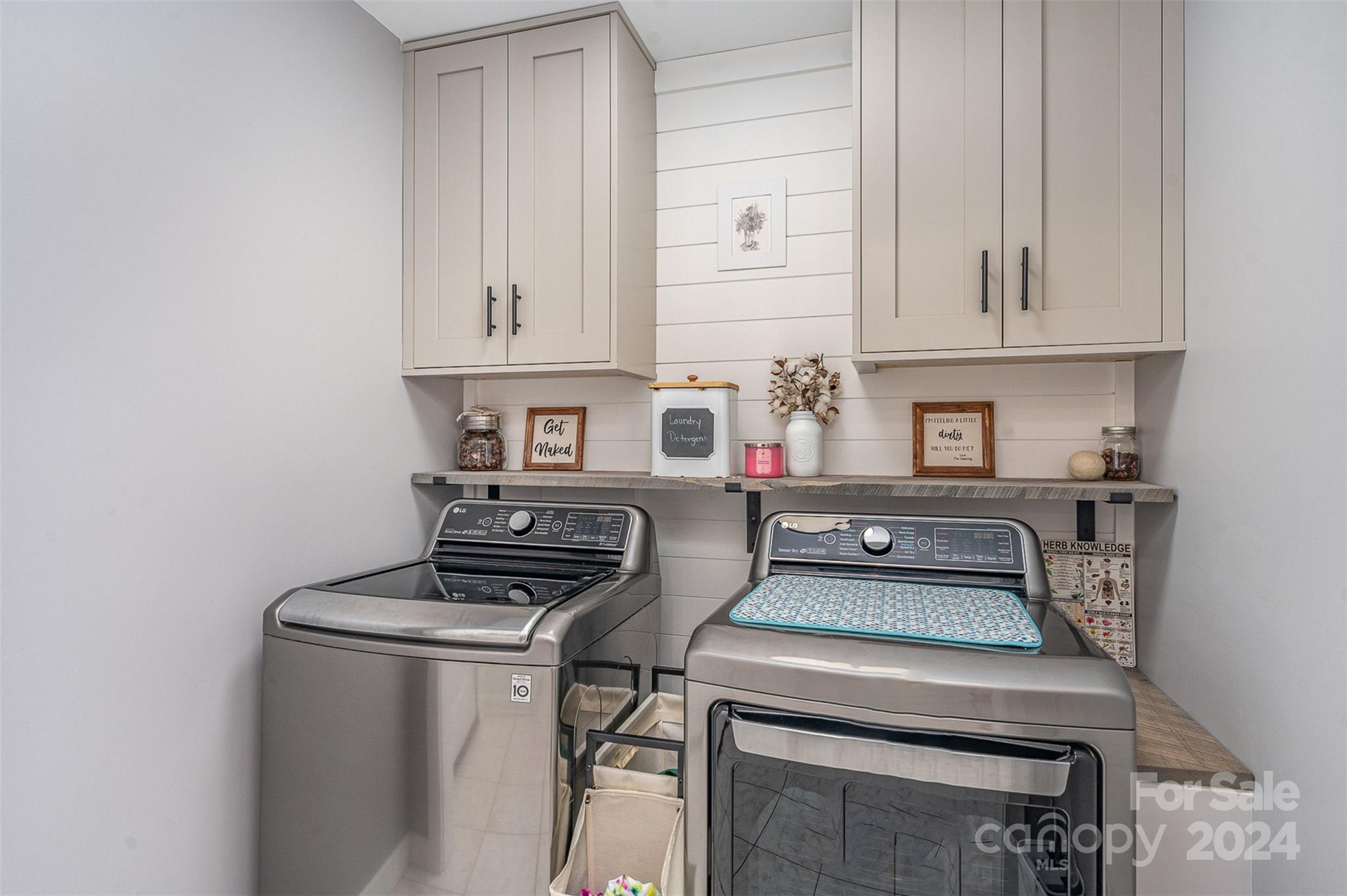 Larkin Sloan Estates - Residential