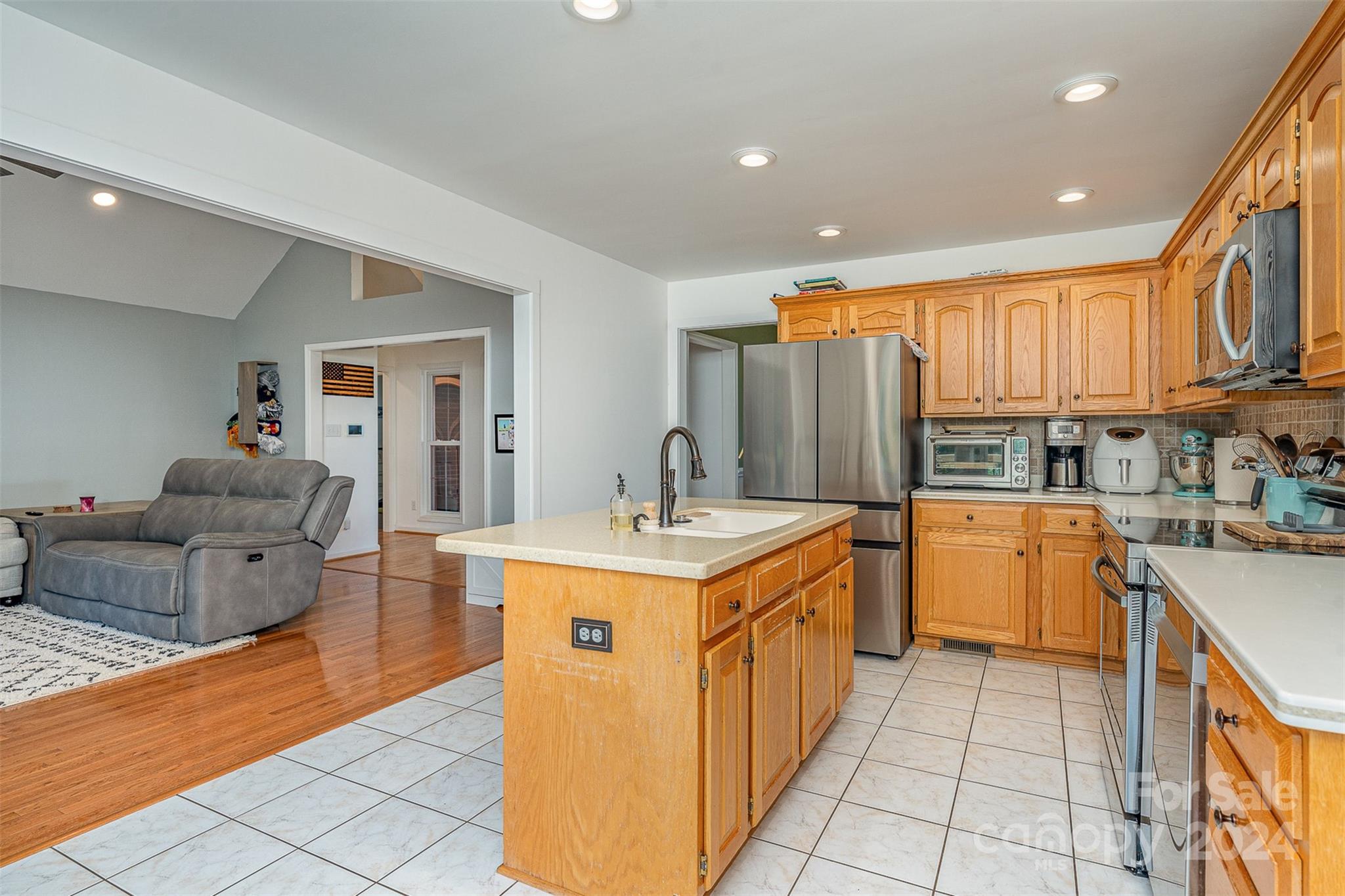Larkin Sloan Estates - Residential