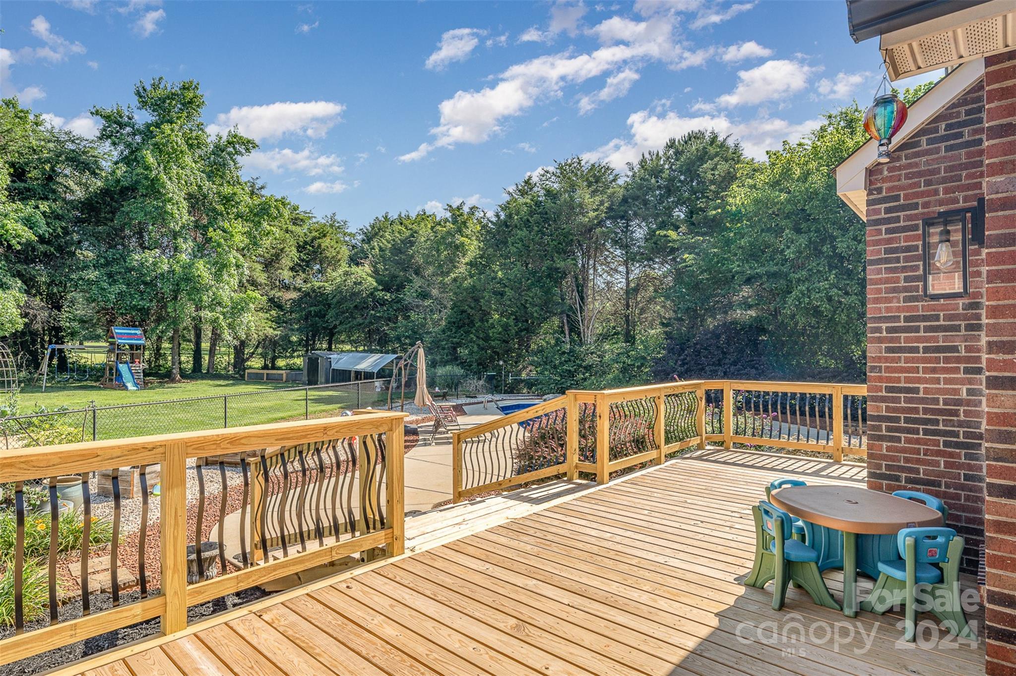 Larkin Sloan Estates - Residential