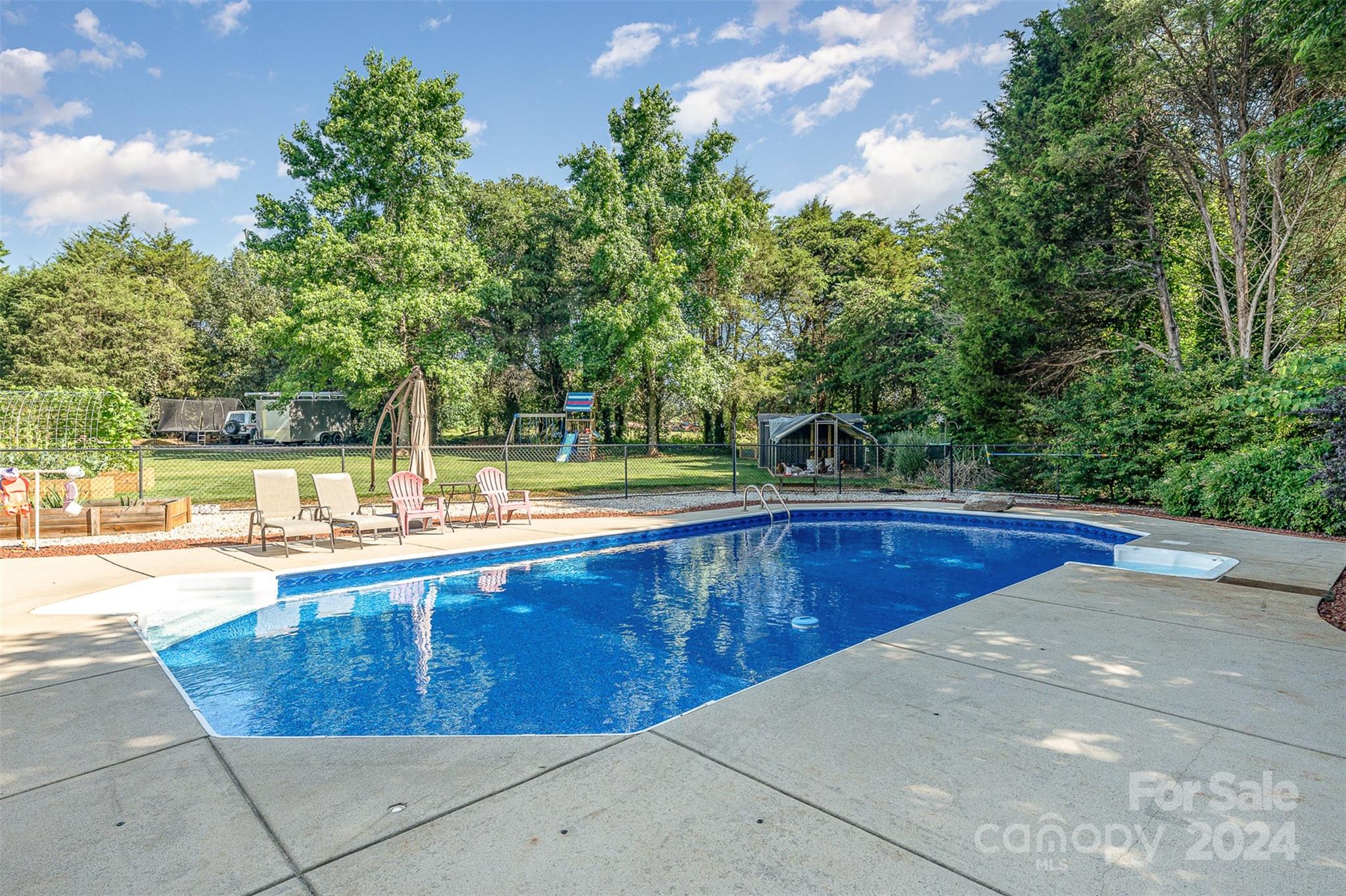Larkin Sloan Estates - Residential
