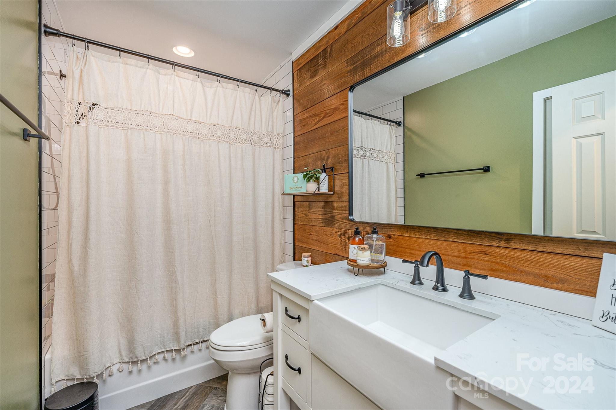 Larkin Sloan Estates - Residential