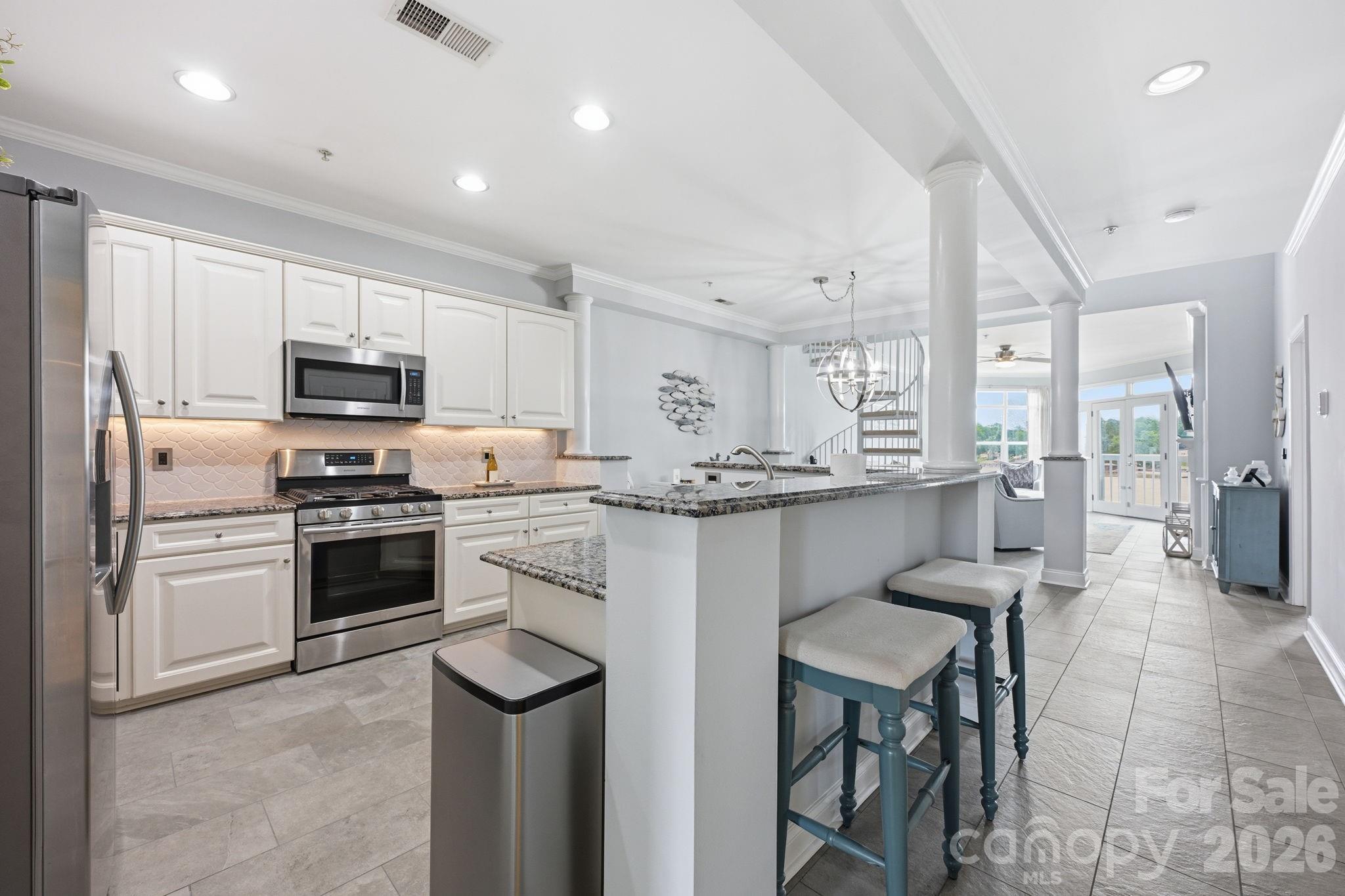 637 Williamson Road 306