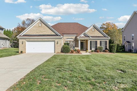 Photo of 139 Lamplighter Lane, Mooresville, NC 28115 (MLS # 4318135)