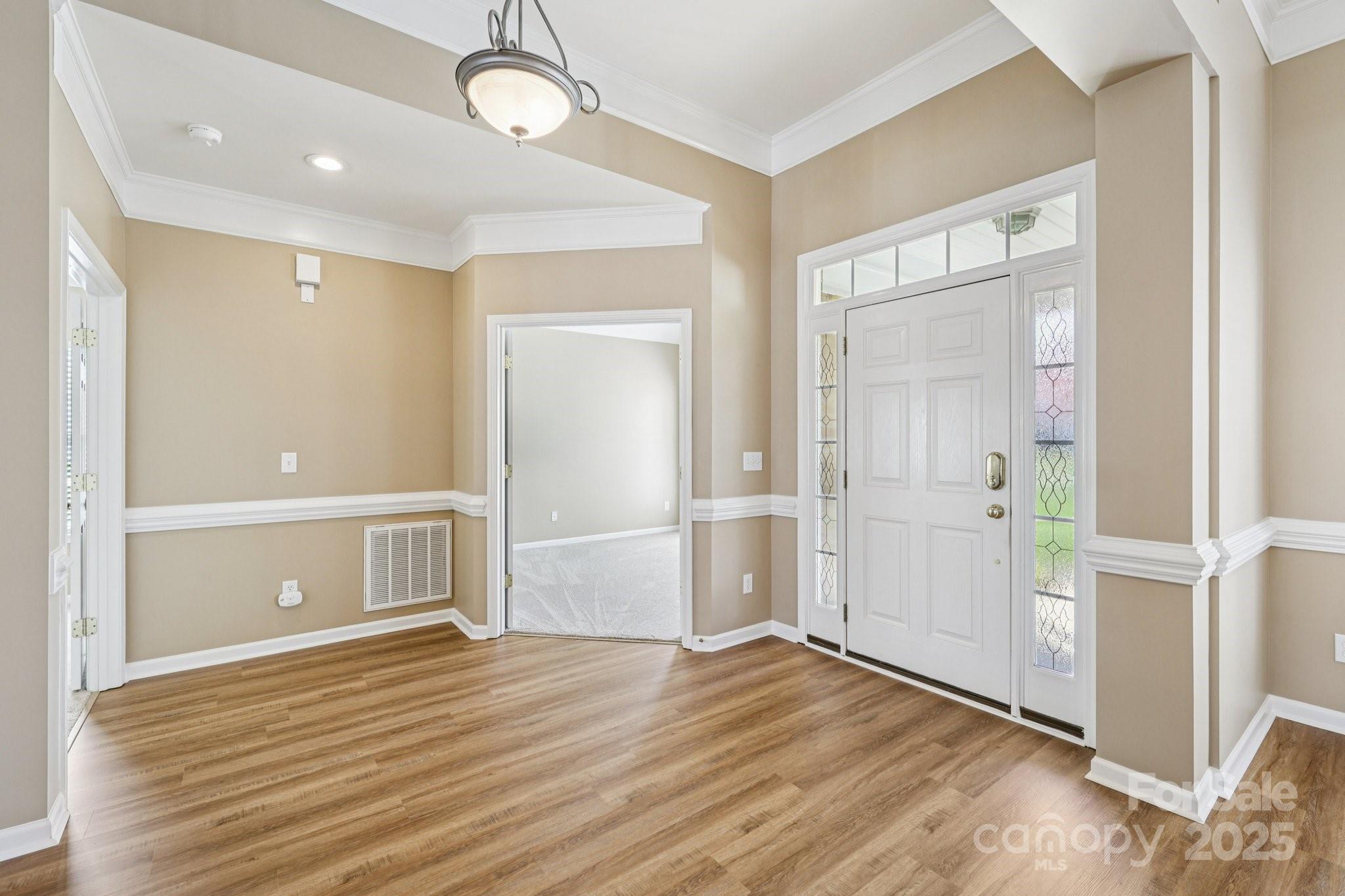 139 Lamplighter Lane