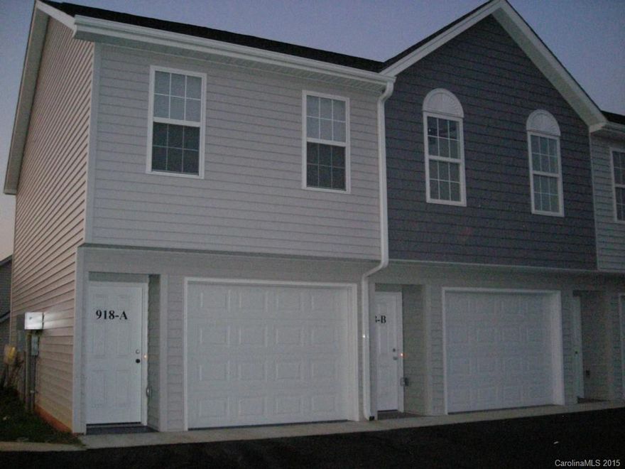 Almost new townhouse style 1 BR unit with Garage. Includes Master BR, Walk-in Closet, Master Bath, Kitchen/Dining, Living Room on 2nd floor, 1st floor Laundry includes Washer/Dryer, 2nd room with adjacent half-bath could be used as 2nd Bedroom or den/study/storage area. Outside patio. Washer/Dryer included, internet service included.  Small/medium trained inside pets allowed with some additional fees and breed/weight restrictions. Short-term leases available (at higher rate).