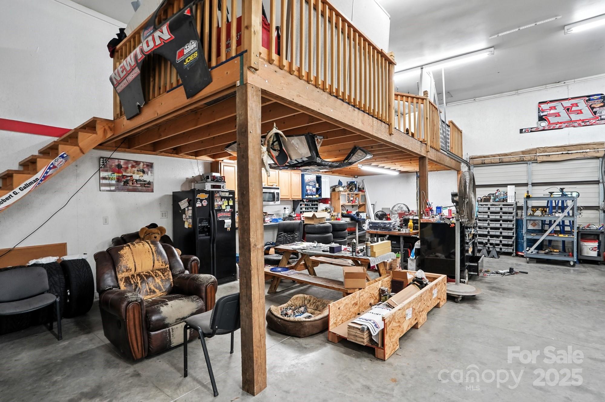 Wolf Meadow Acres - Residential