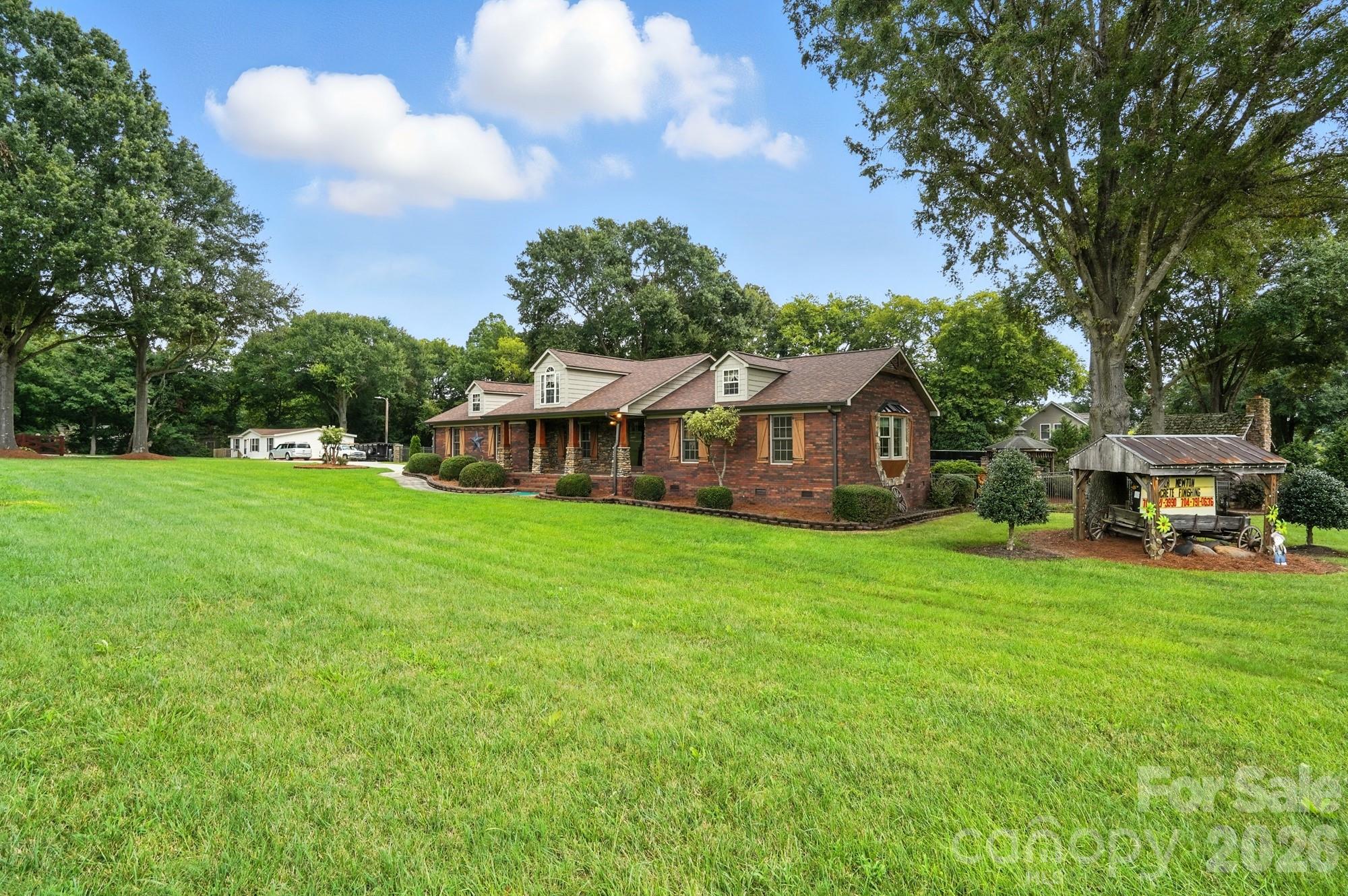 Wolf Meadow Acres - Residential