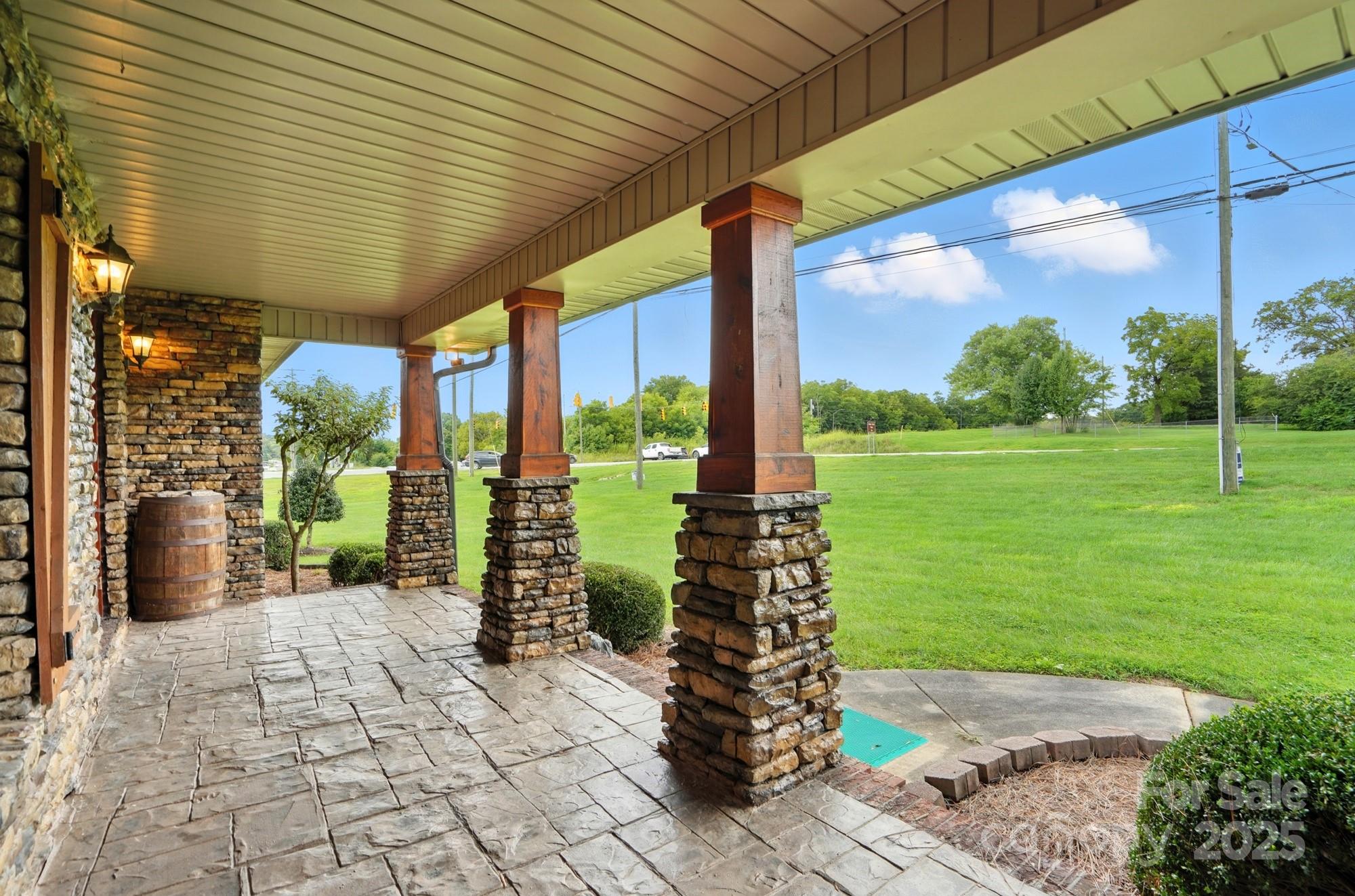 Wolf Meadow Acres - Residential