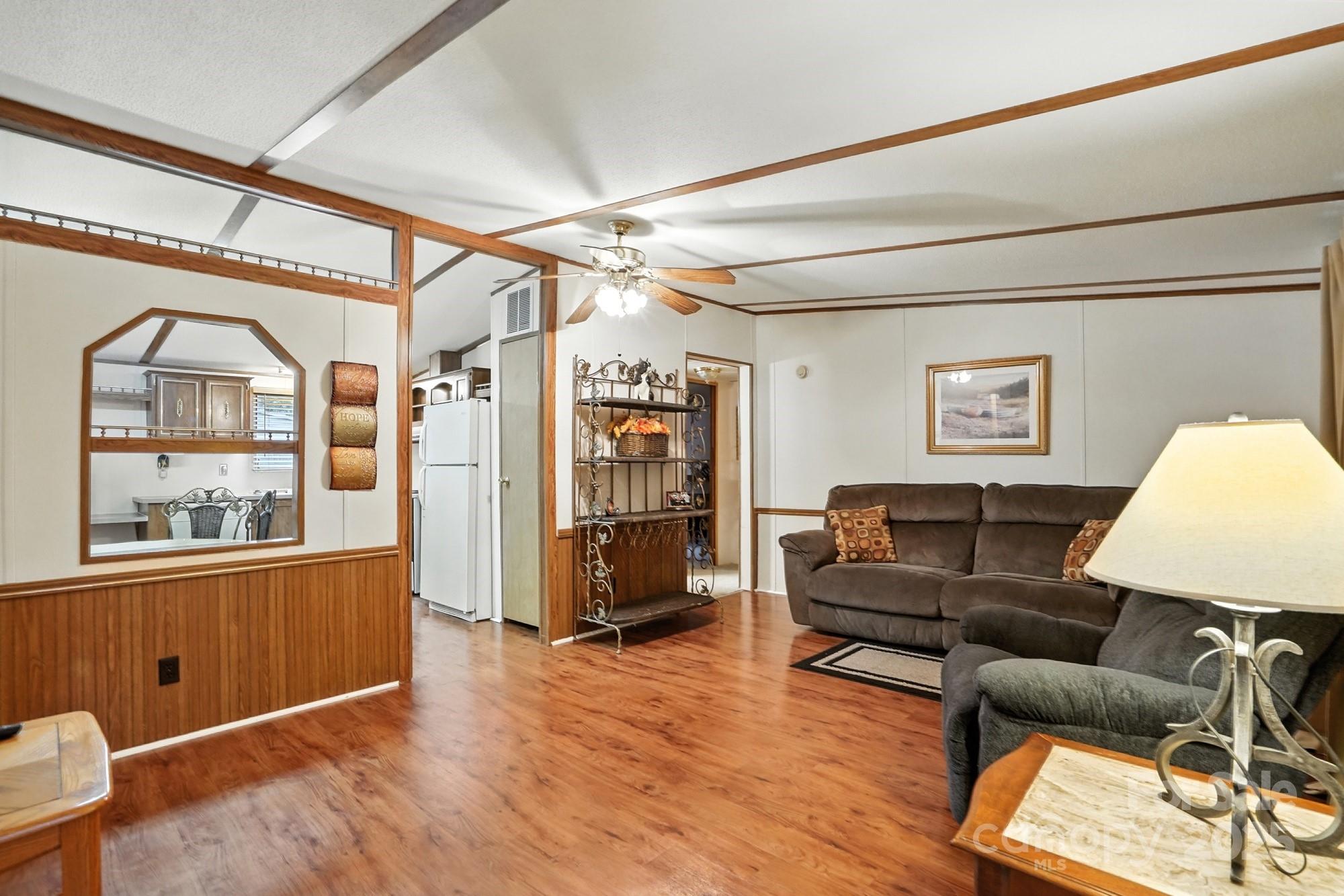 Wolf Meadow Acres - Residential