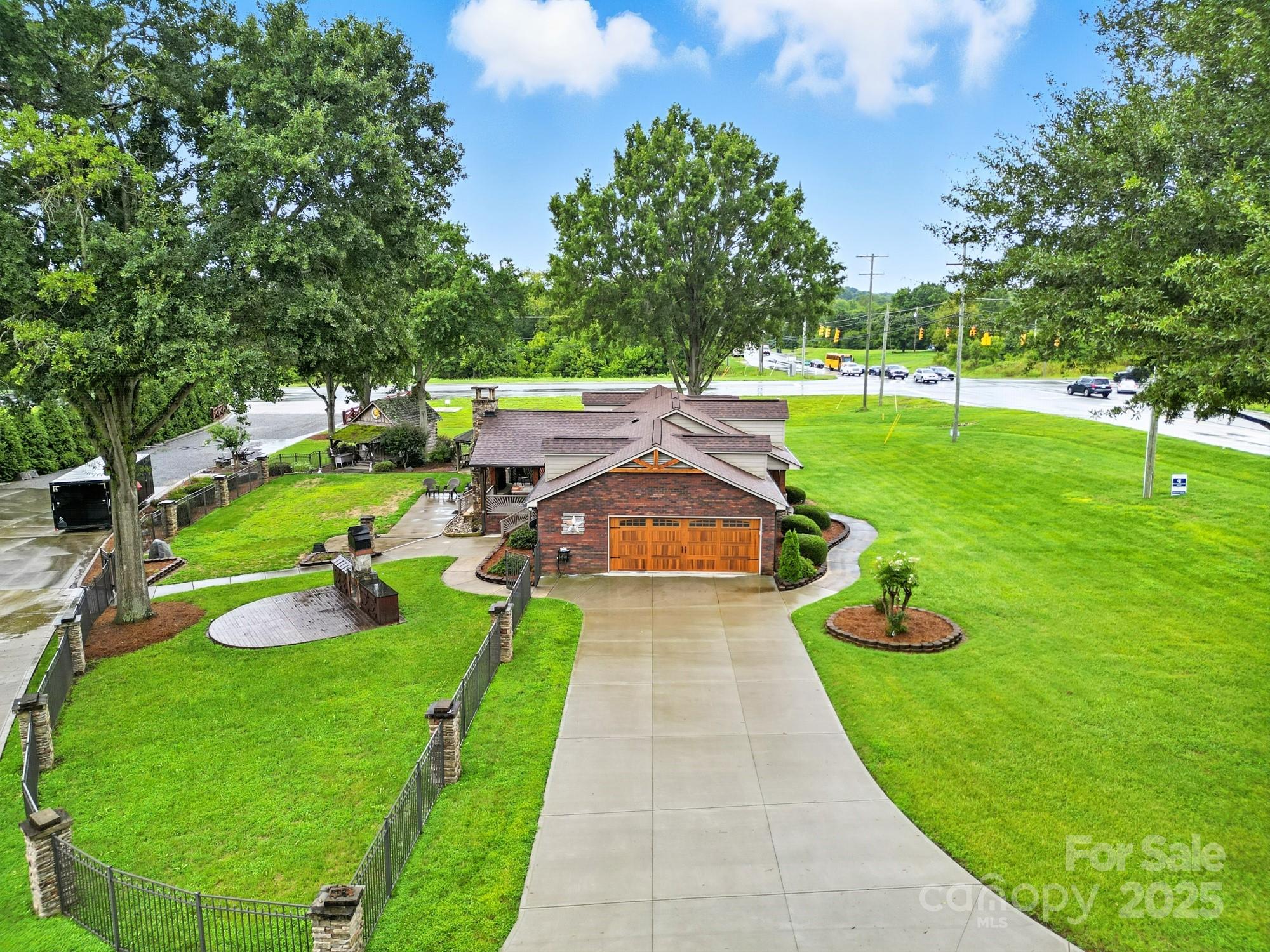 Wolf Meadow Acres - Residential