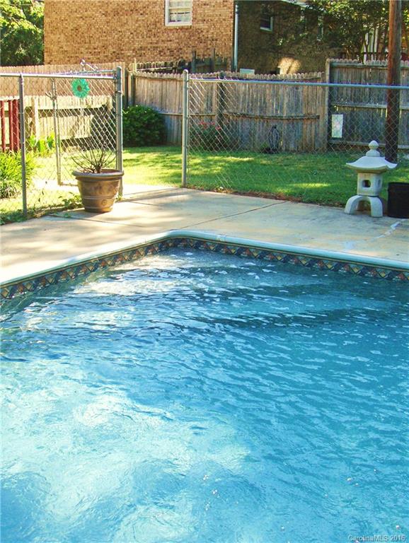 Meadowbrook Acres - Residential