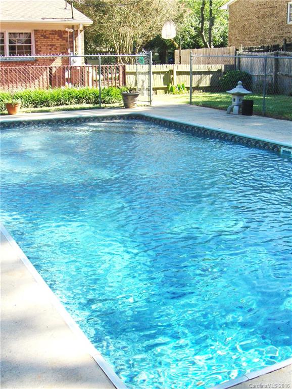 Meadowbrook Acres - Residential