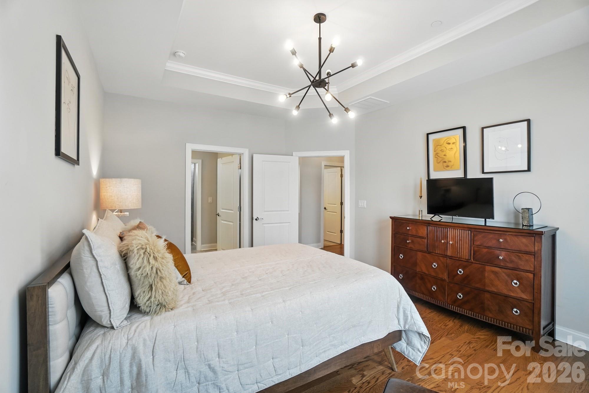 Courtyards on Poplar Tent - Residential