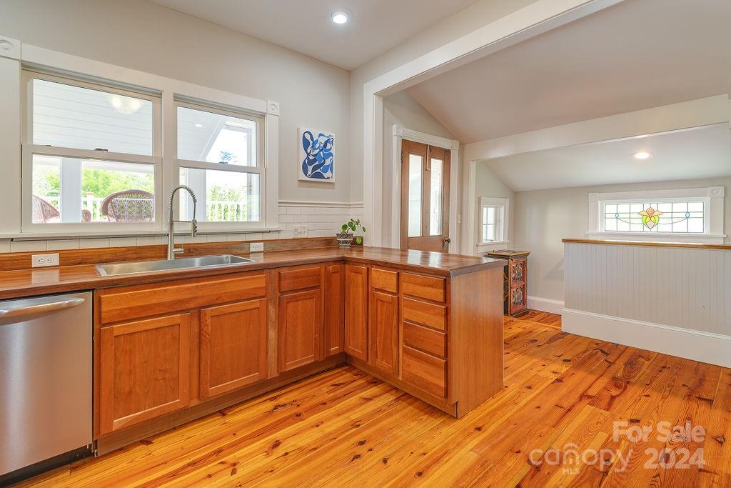 Chestnut Hill - Residential