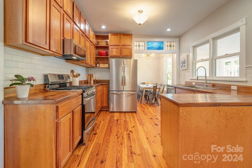 Chestnut Hill - Residential