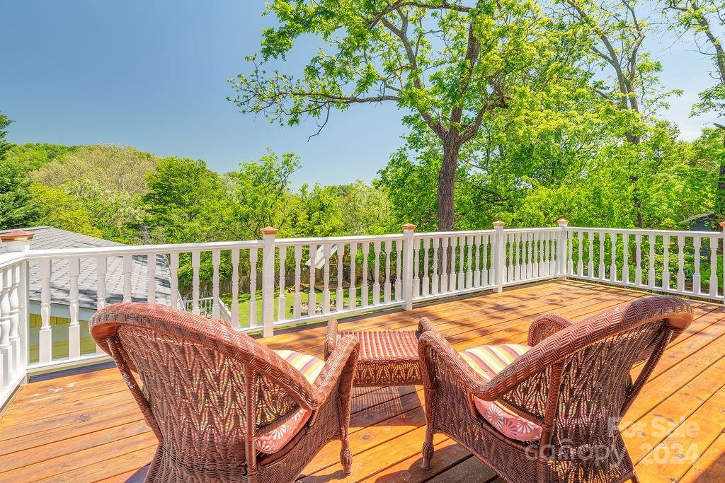 Chestnut Hill - Residential