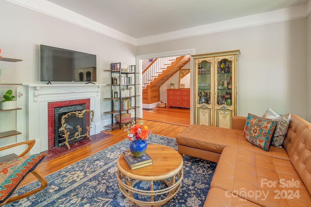 Chestnut Hill - Residential