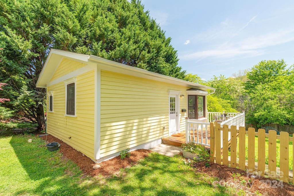 Chestnut Hill - Residential